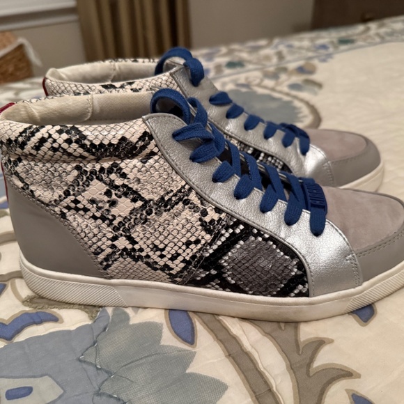 Circus Hightop Sneakers - Picture 3 of 3